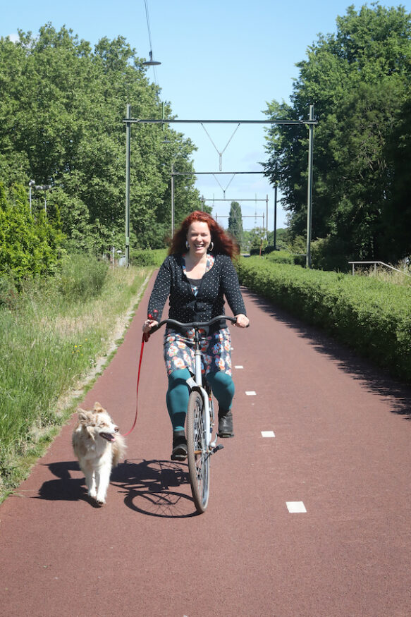 Hondengedragsdeskundige Mirjam de Boer met border collie Pret